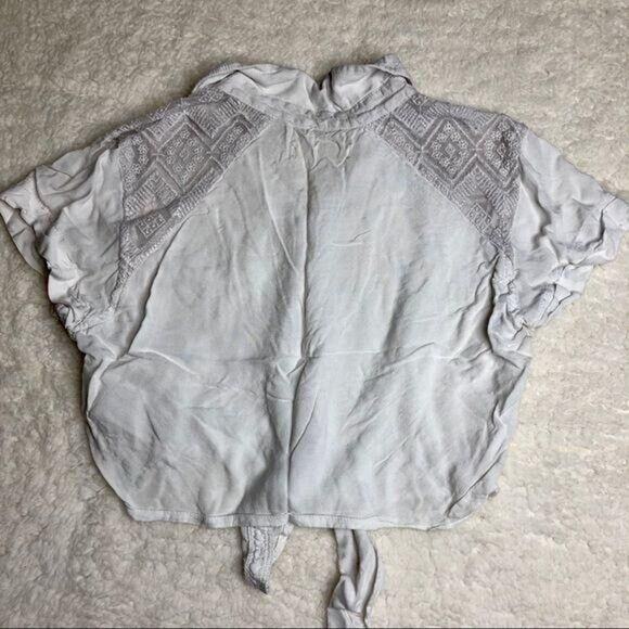 Hollister White Cropped Button Down Shirt - Picture 5 of 6